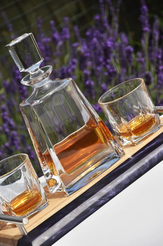 Personalised Crystal Decanter & Whisky Glass Gift Set | Oak & Resin Tray